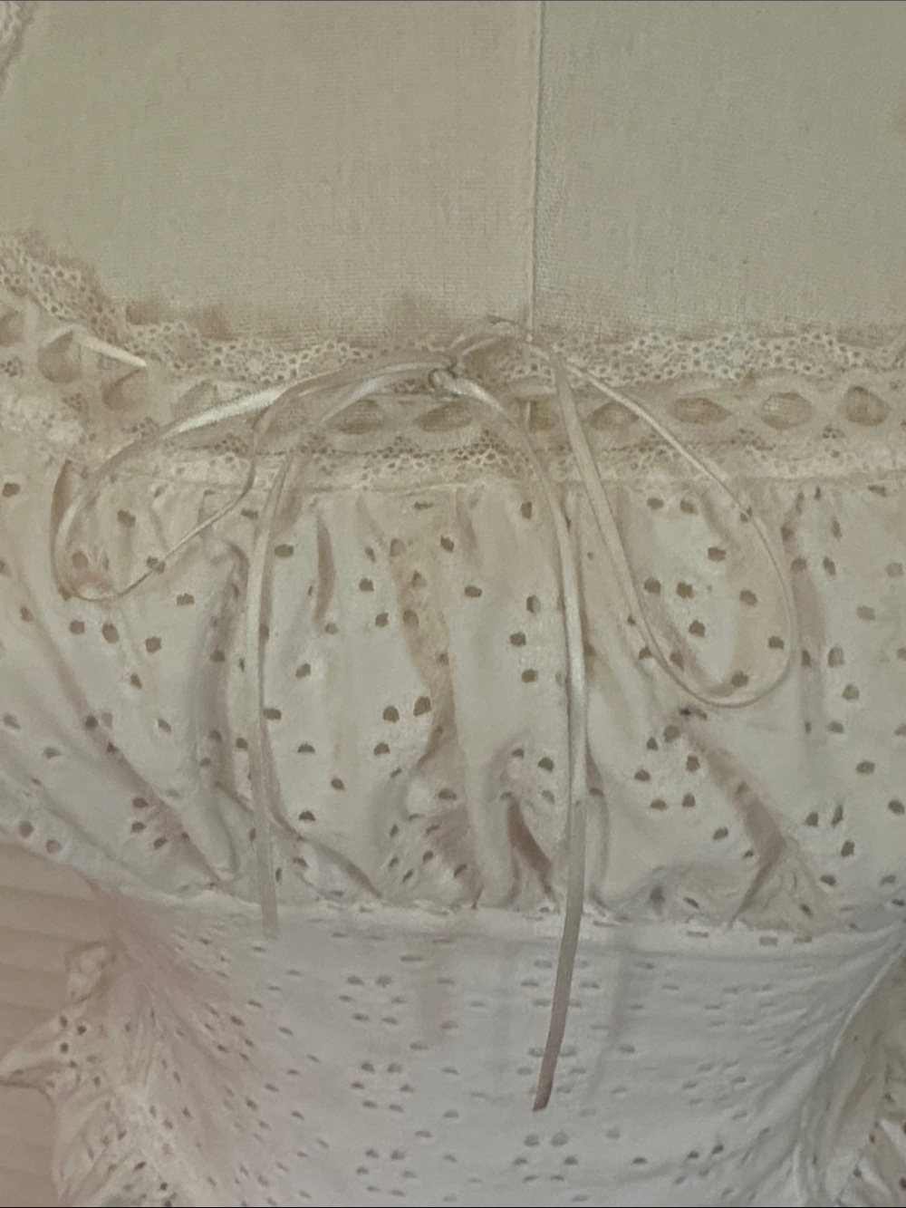 White Eyelet Ruffled Tank Top - Picture 5 of 6